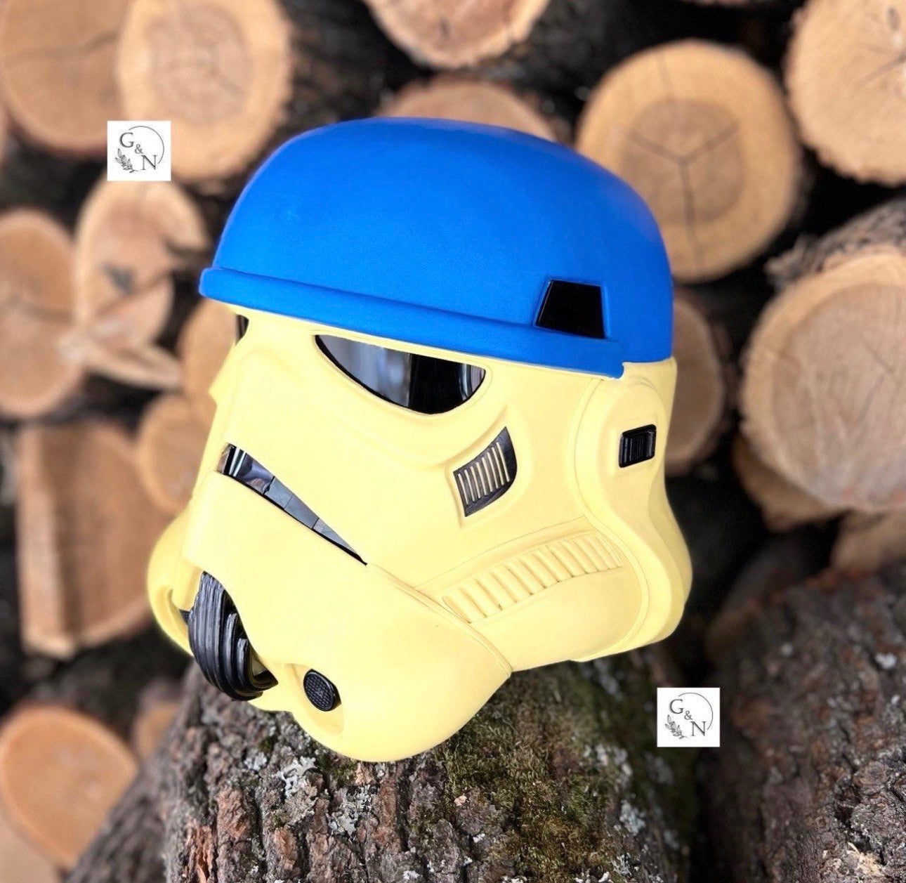 Handmade Leather Stormtrooper Helmet: Cosplay Star Wars Fan Gift (59-61cm)