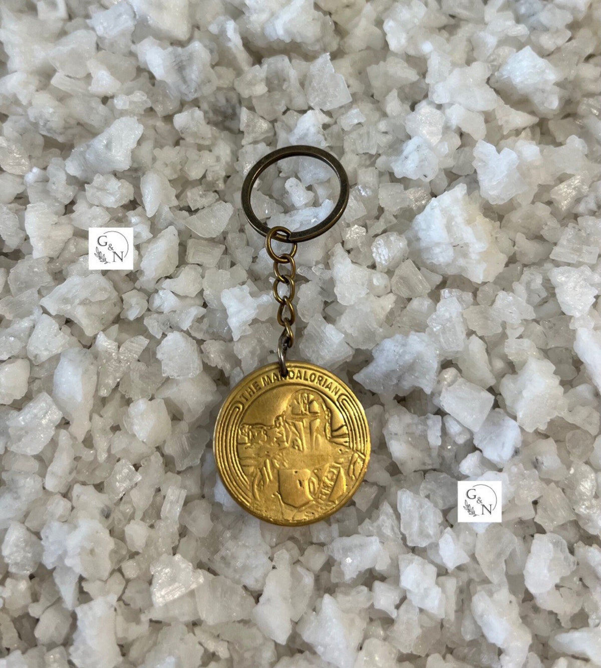 Keychain coin "The Mandalorian", men's keychain: gold keychain men's jewelry, bag keychain