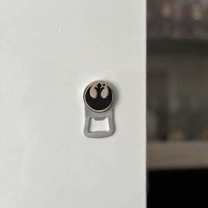 Galactic Republic Bottle Opener: Aluminum Star Wars Keychain
