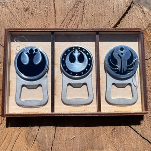 Star Wars Bottle Opener Gift Set: Galactic Republic Aluminum Openers